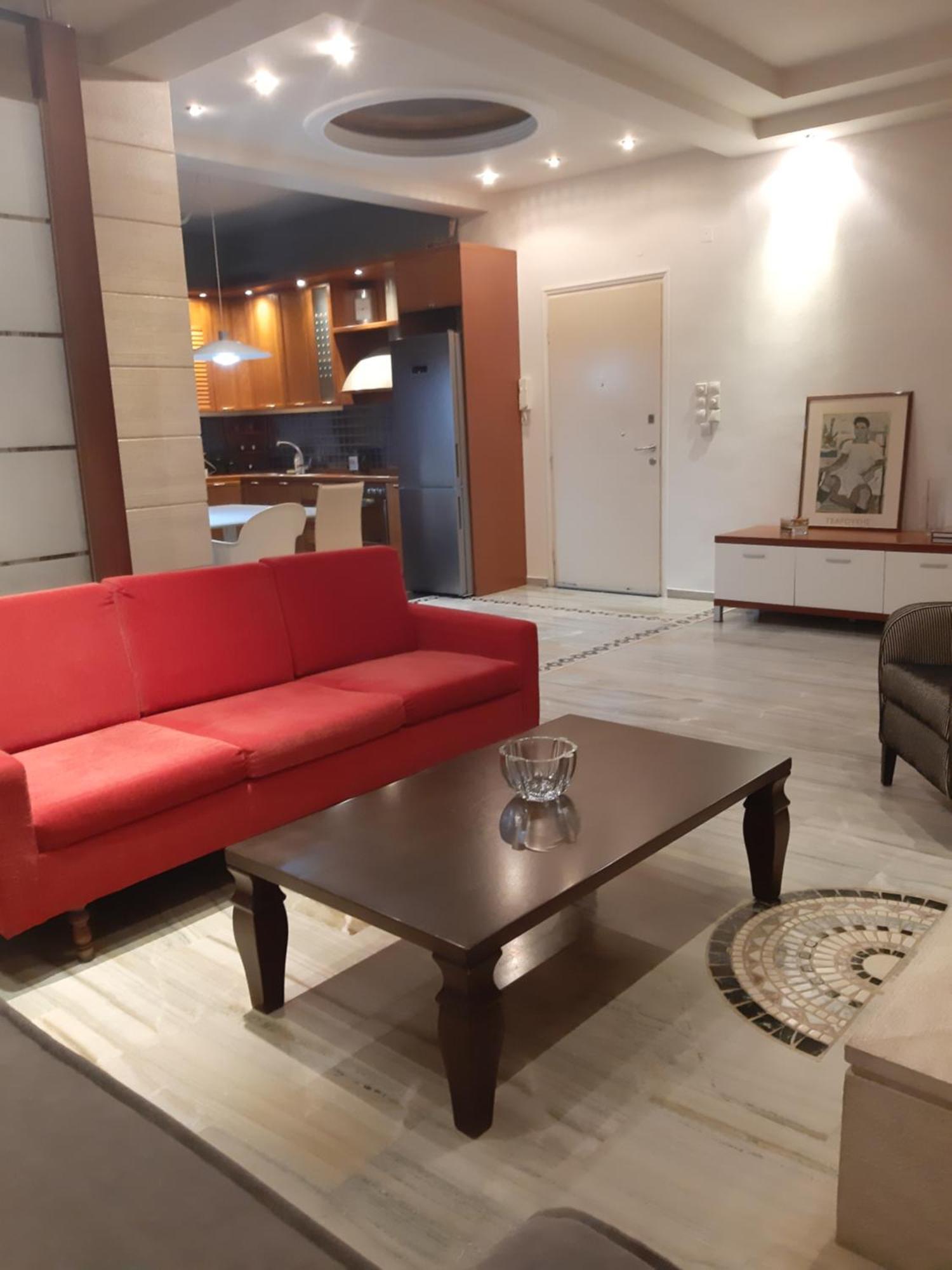 Elegante Apartamento Centrale 트리칼라 외부 사진