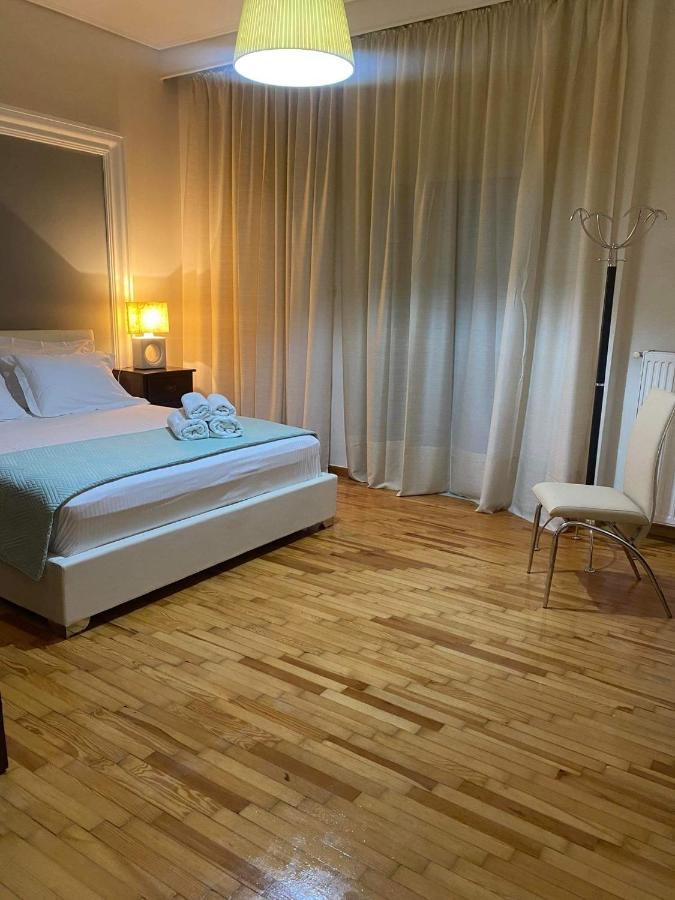 Elegante Apartamento Centrale 트리칼라 외부 사진