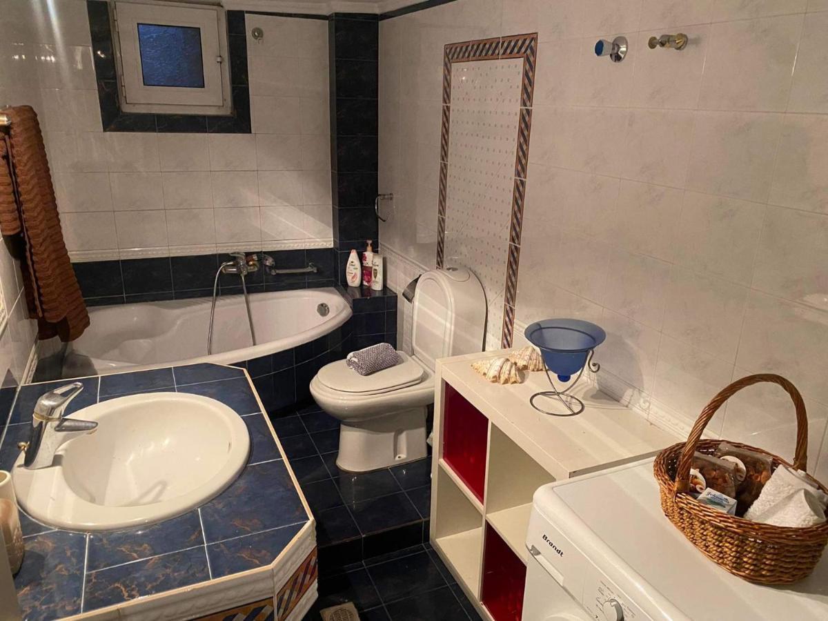 Elegante Apartamento Centrale 트리칼라 외부 사진